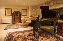 Function room and piano